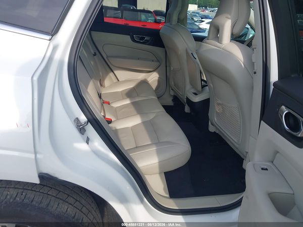2018 VOLVO XC60 T5 MOMENTUM