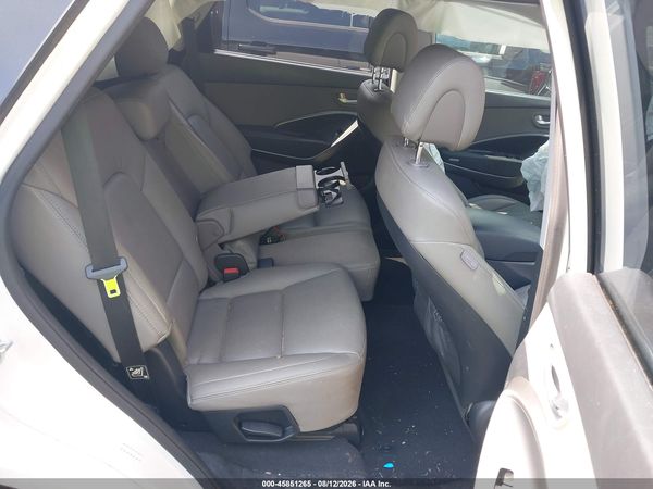 2017 HYUNDAI SANTA FE SE