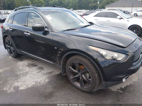 2017 INFINITI QX70 — I1