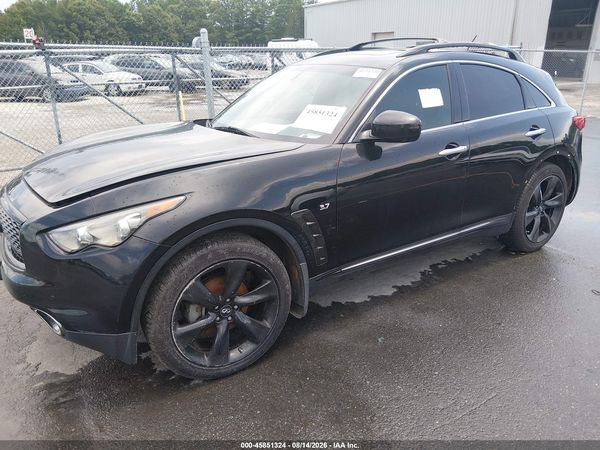 2017 INFINITI QX70 — I2