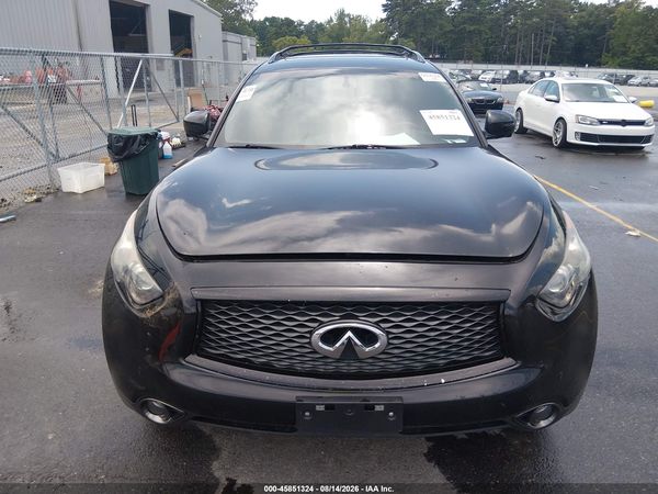 2017 INFINITI QX70 — I115