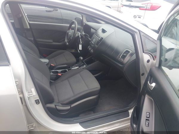 2017 KIA FORTE LX
