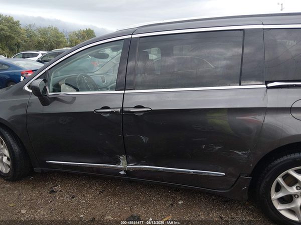 2017 CHRYSLER PACIFICA TOURING-L PLUS
