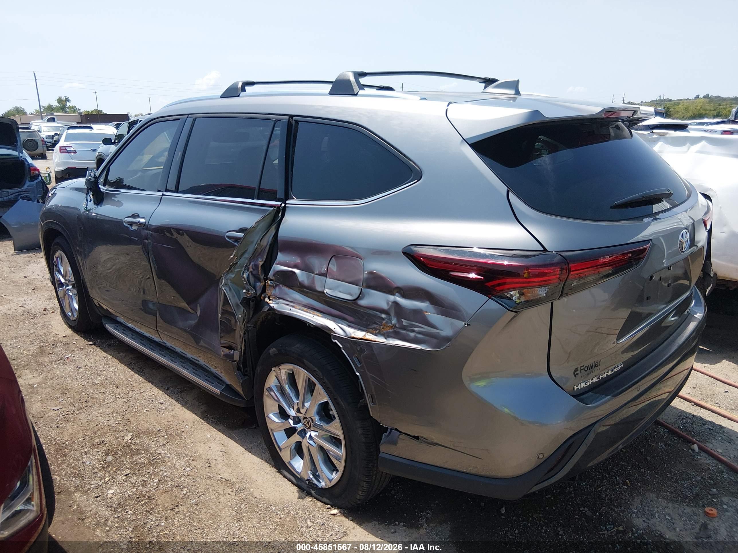 2025 TOYOTA HIGHLANDER LIMITED