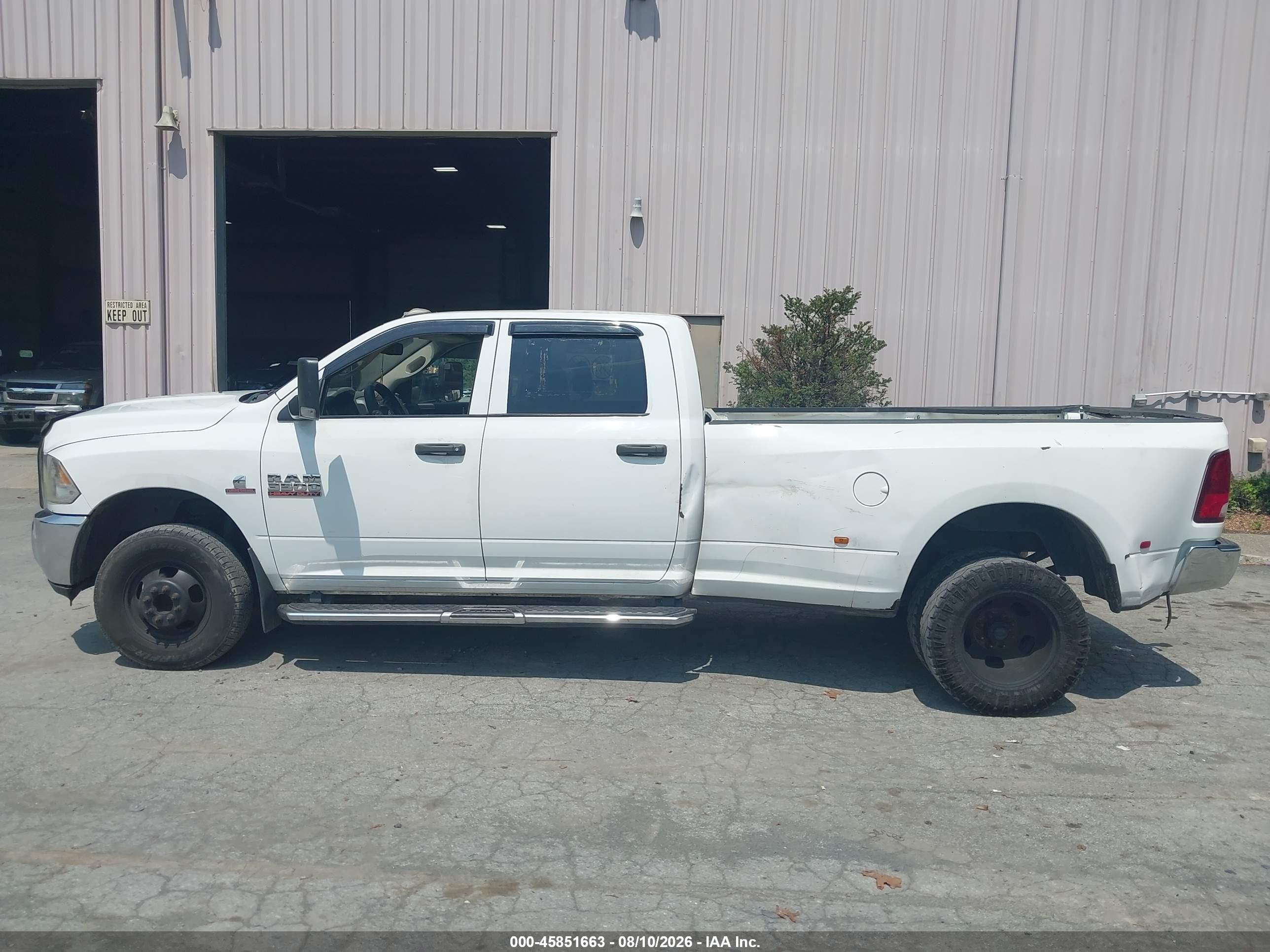 2018 RAM 3500 TRADESMAN  4X4 8' BOX