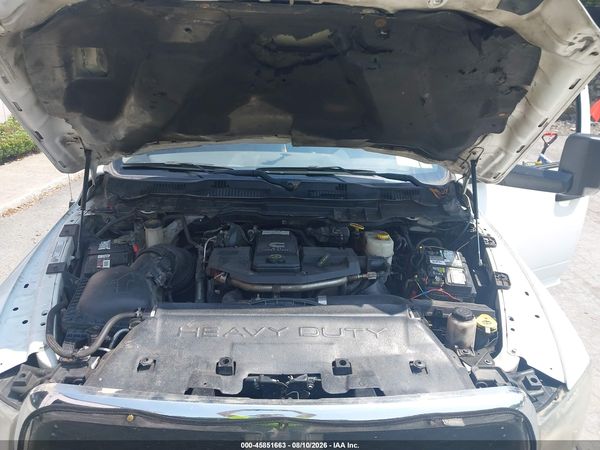 2018 RAM 3500 TRADESMAN  4X4 8' BOX