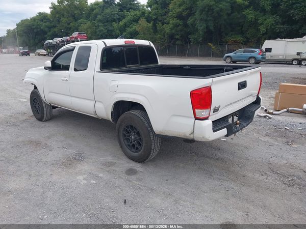 2016 TOYOTA TACOMA SR