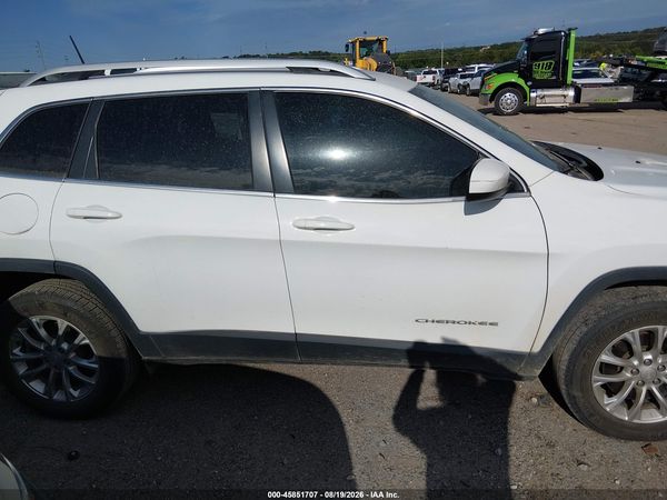2019 JEEP CHEROKEE LATITUDE 4X4