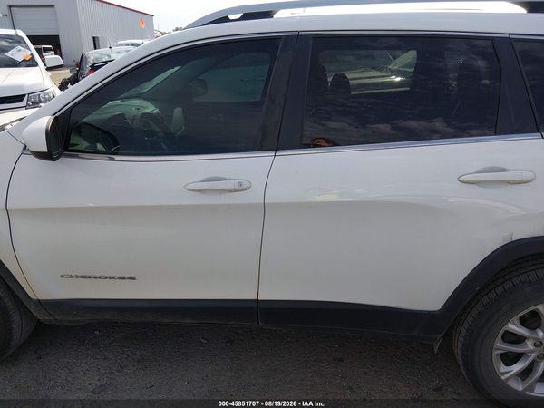 2019 JEEP CHEROKEE LATITUDE 4X4