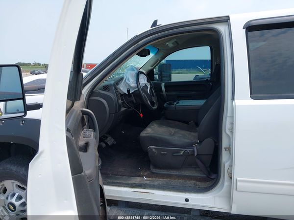 2013 CHEVROLET SILVERADO 2500HD LT — I5