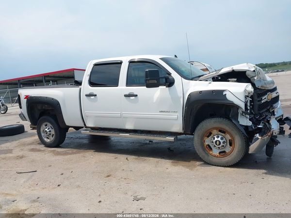 2013 CHEVROLET SILVERADO 2500HD LT — I116