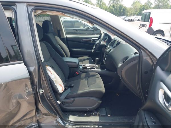 2019 NISSAN PATHFINDER S