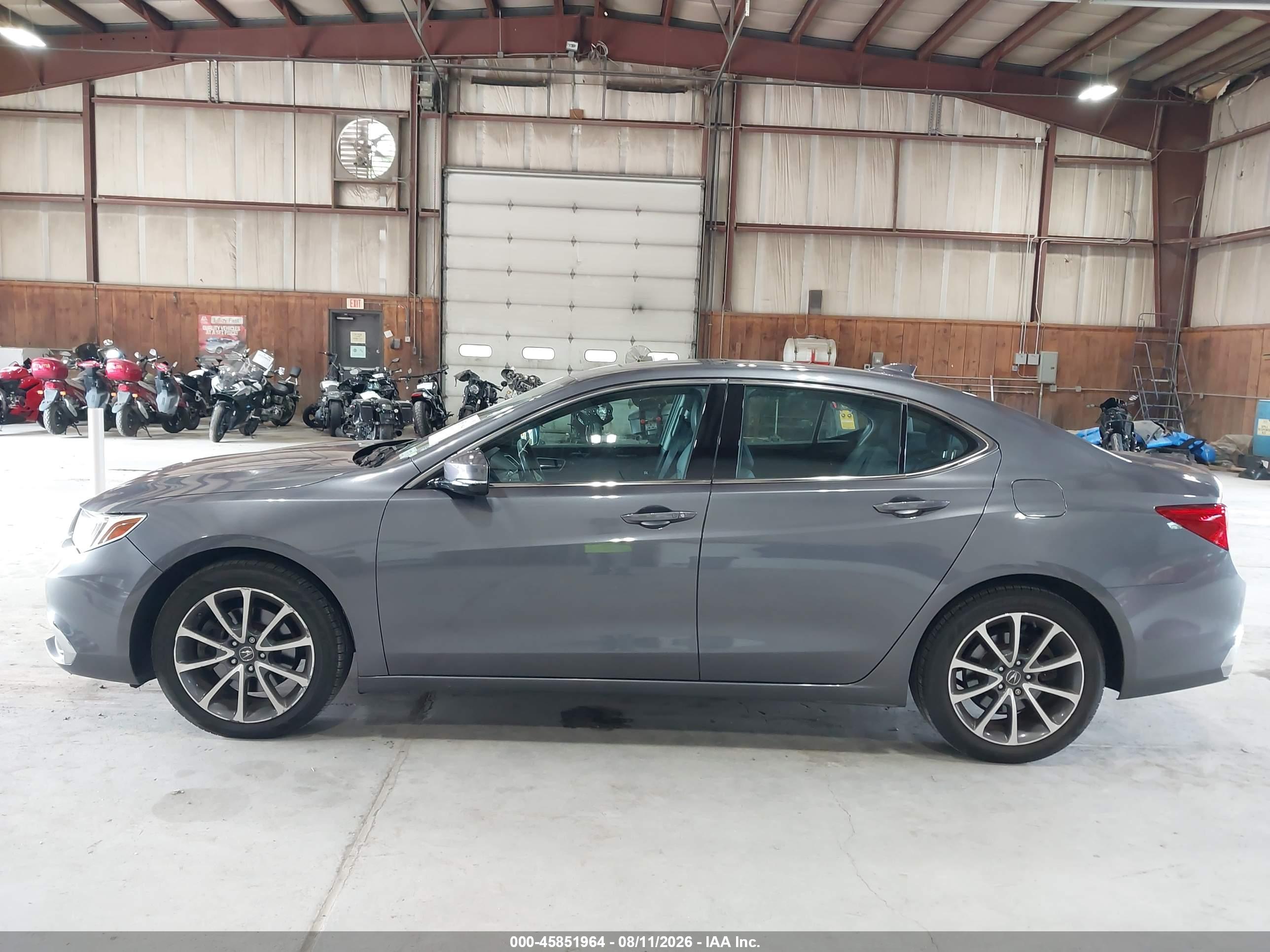 2018 ACURA TLX V6