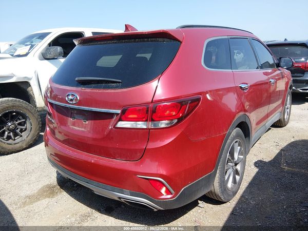 2018 HYUNDAI SANTA FE SE
