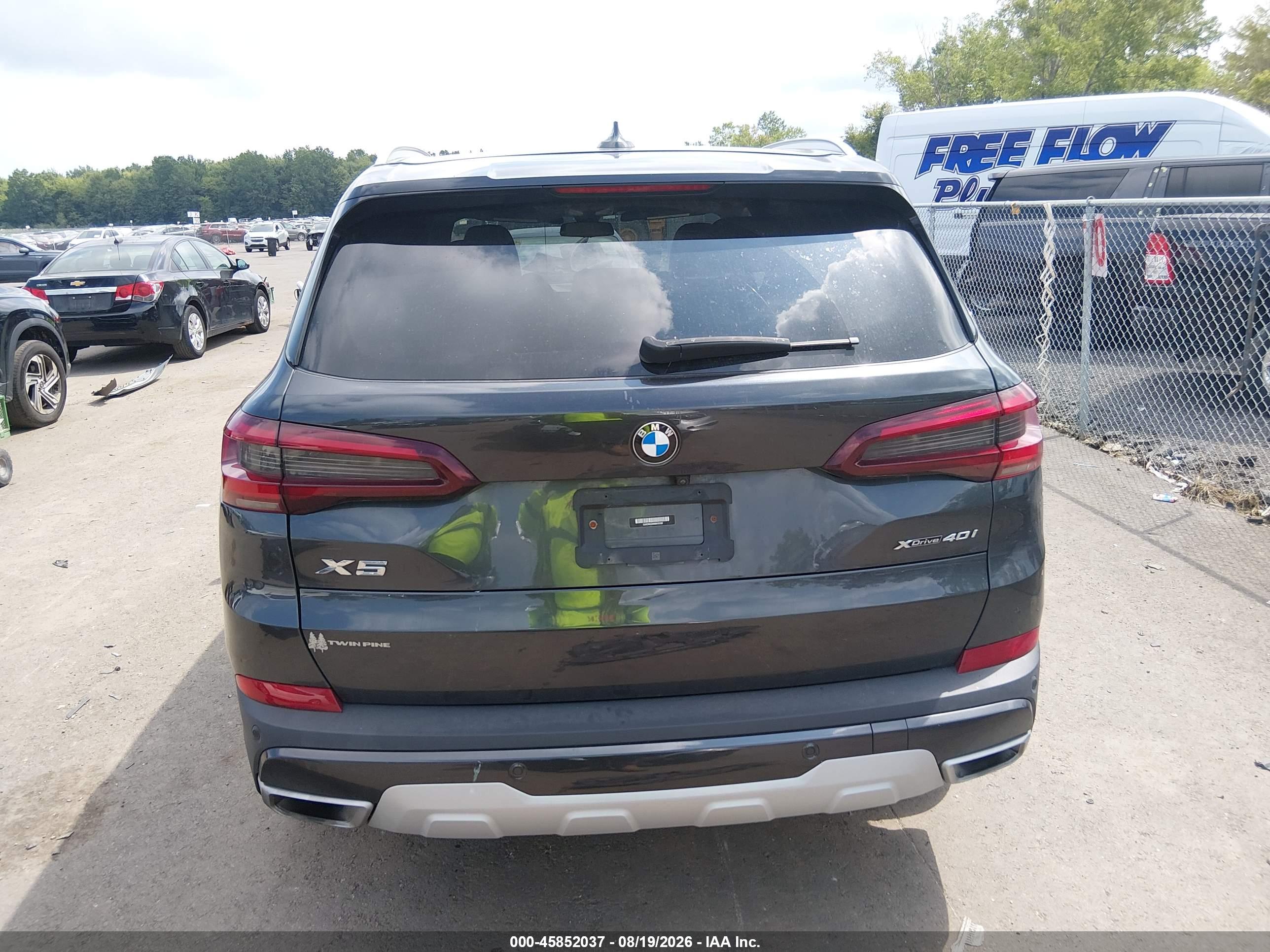 2022 BMW X5 XDRIVE40I