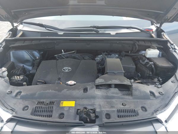 2019 TOYOTA HIGHLANDER XLE