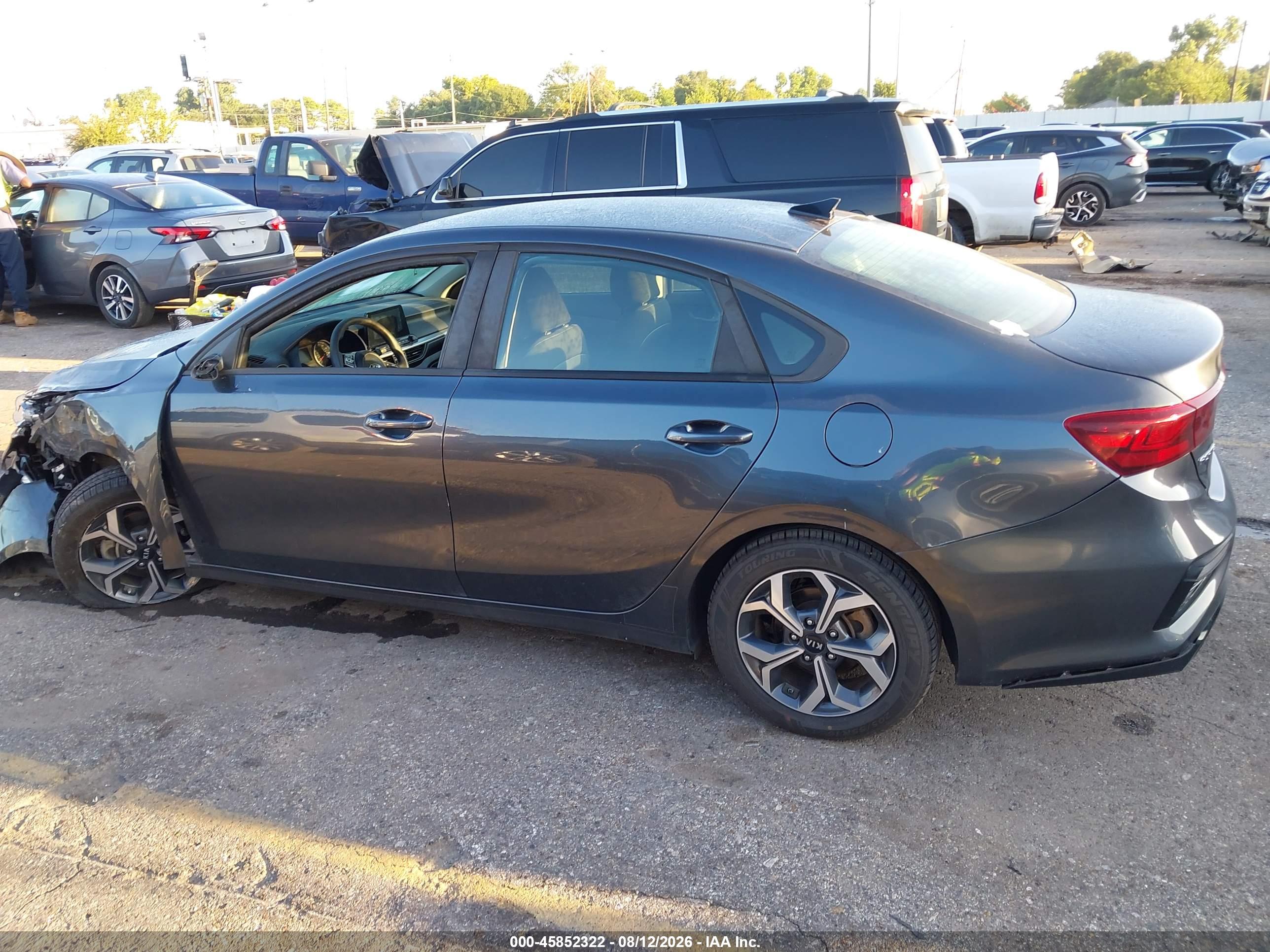 2019 KIA FORTE LXS