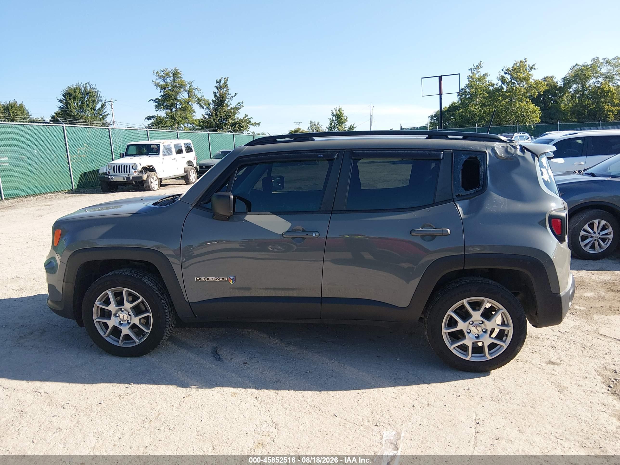 2022 JEEP RENEGADE LATITUDE 4X4