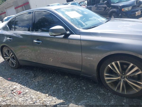 2018 INFINITI Q50 HYBRID LUXE