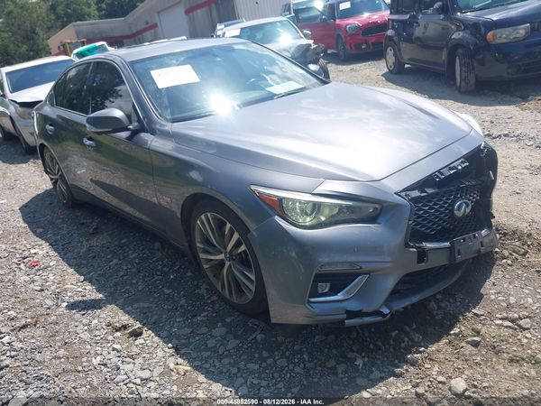 2018 INFINITI Q50 HYBRID LUXE