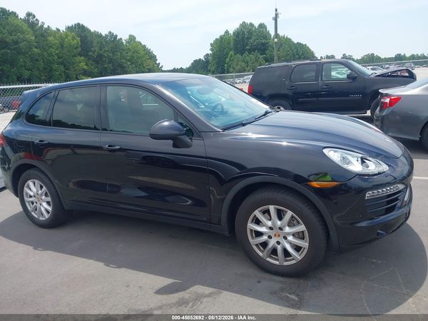 2013 PORSCHE CAYENNE