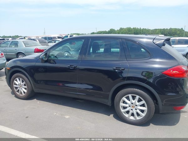 2013 PORSCHE CAYENNE