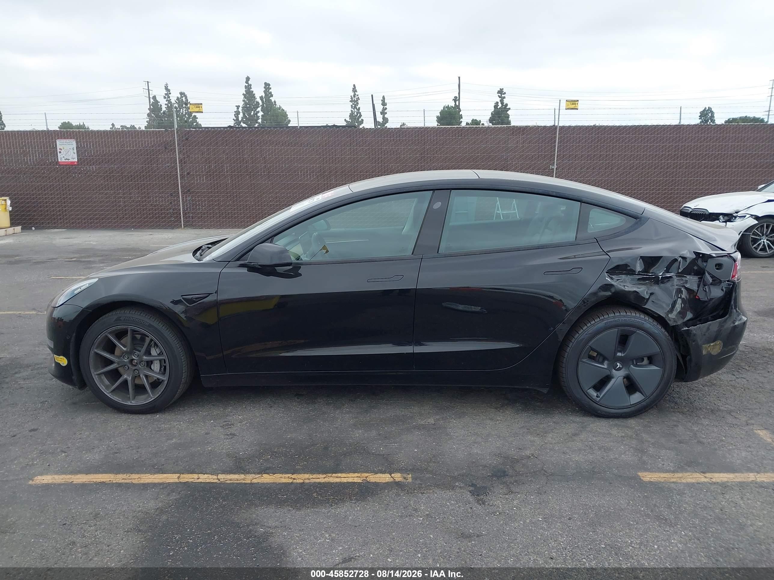 2022 TESLA MODEL 3