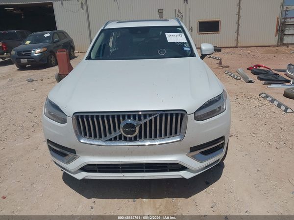 2020 VOLVO XC90