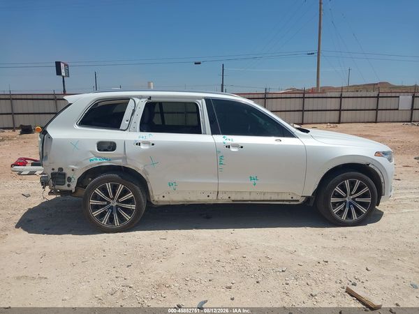 2020 VOLVO XC90