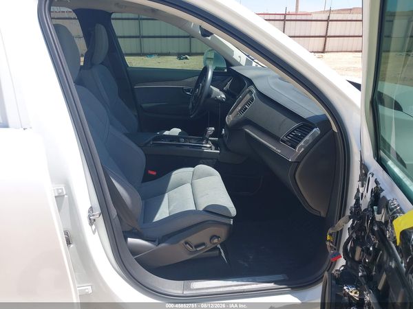 2020 VOLVO XC90