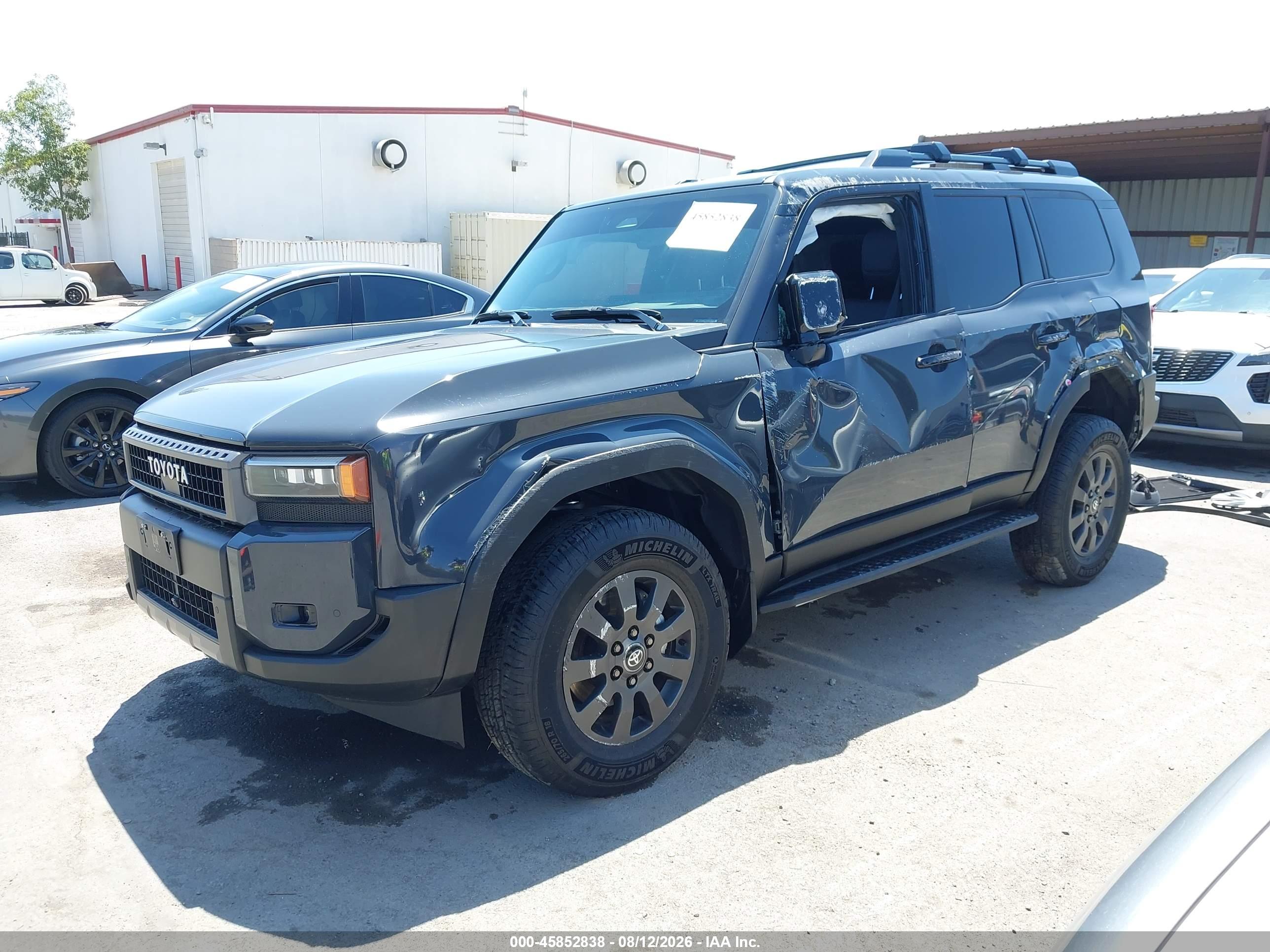 2025 TOYOTA LAND CRUISER — I2