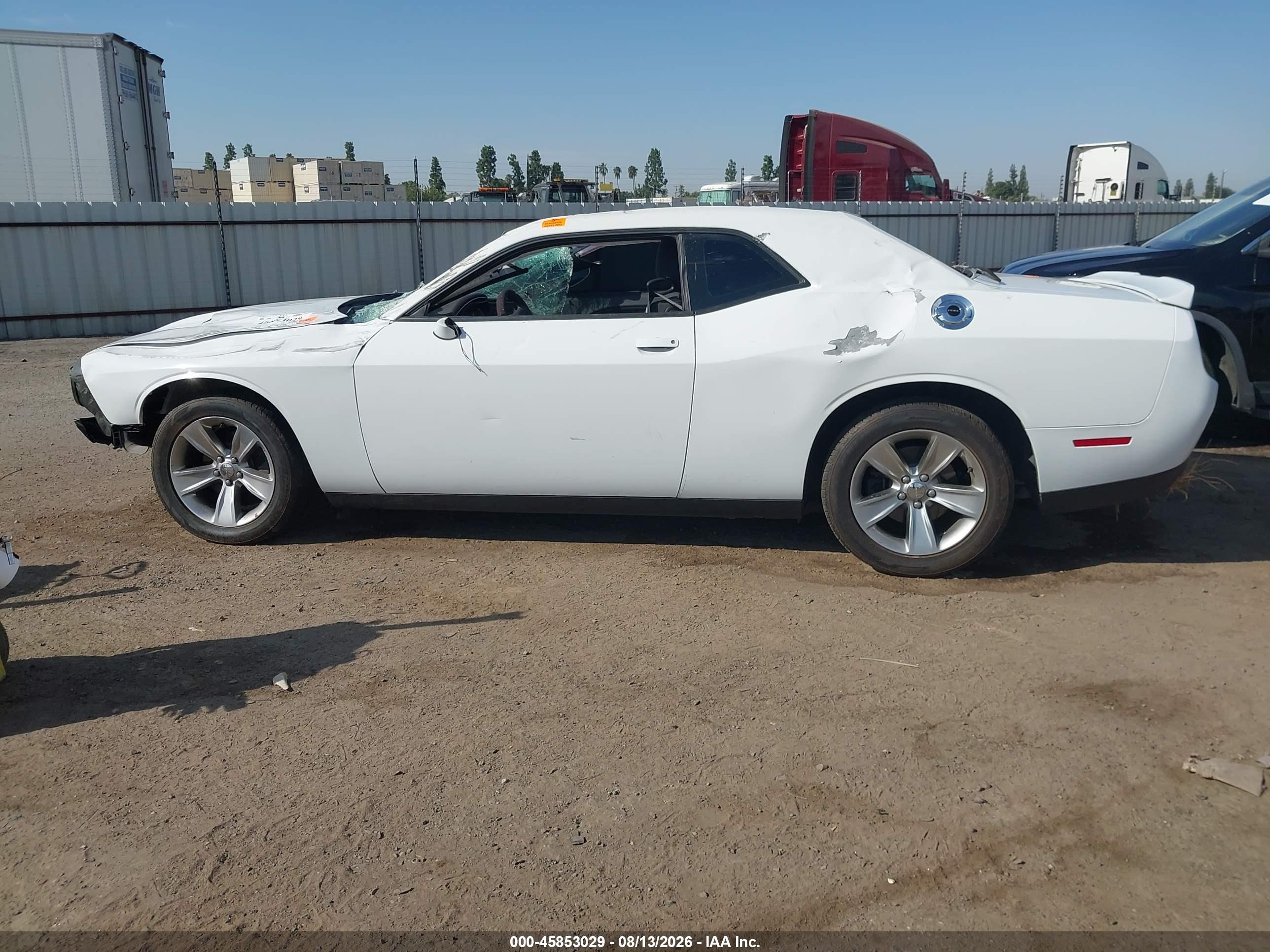 2019 DODGE CHALLENGER SXT