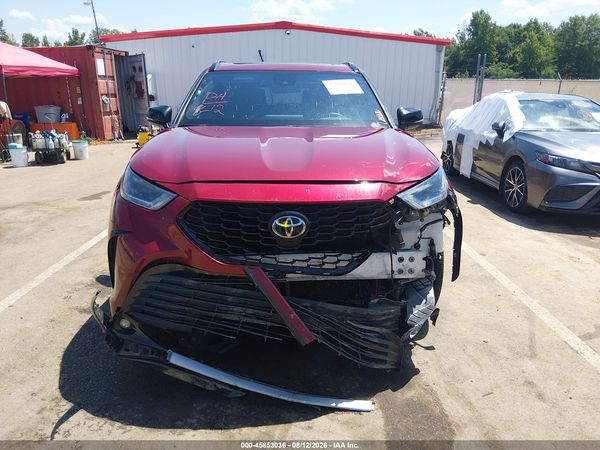 2021 TOYOTA HIGHLANDER XSE