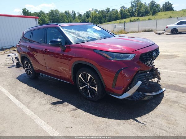 2021 TOYOTA HIGHLANDER XSE