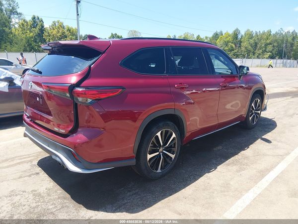 2021 TOYOTA HIGHLANDER XSE