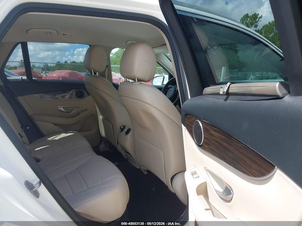 2016 MERCEDES-BENZ GLC 300 GLC300