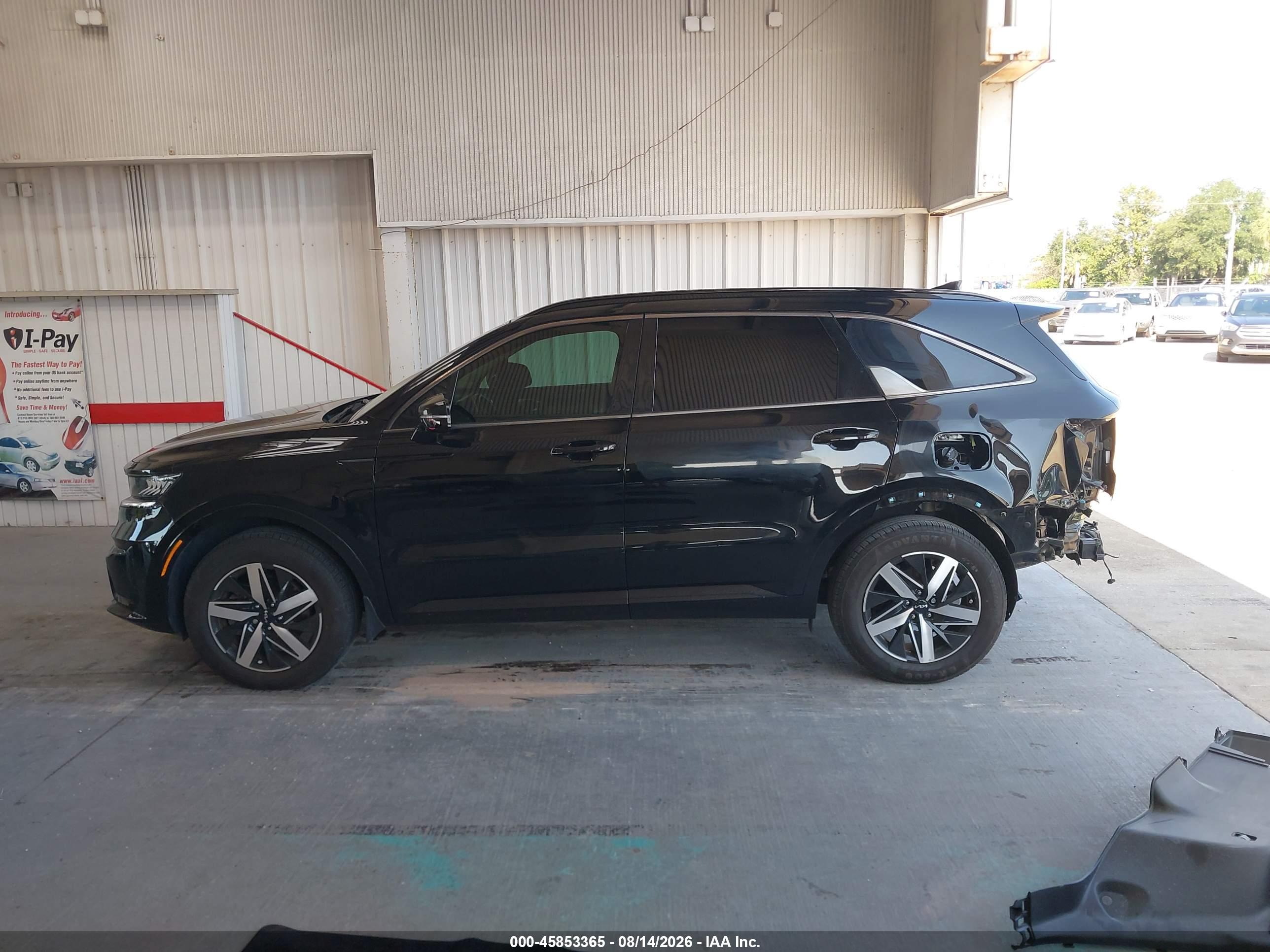 2022 KIA SORENTO S