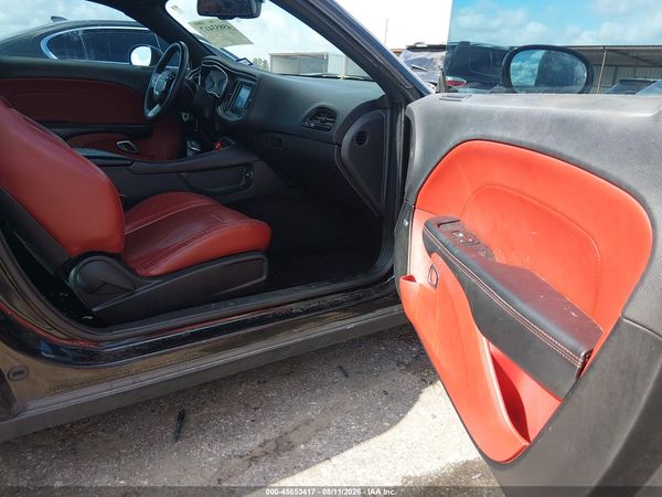 2016 DODGE CHALLENGER SXT PLUS