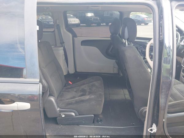2016 DODGE GRAND CARAVAN AMERICAN VALUE PKG — I8