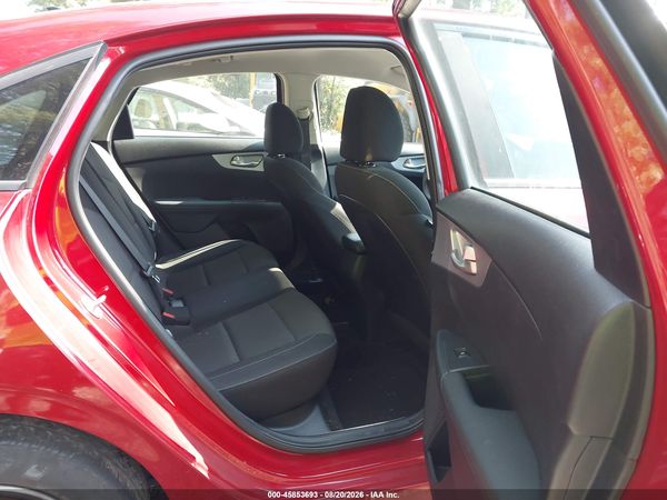 2023 KIA FORTE LXS — I8