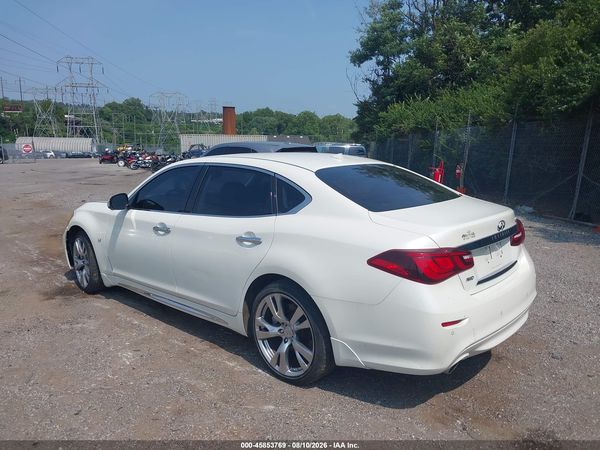 2017 INFINITI Q70L 3.7X