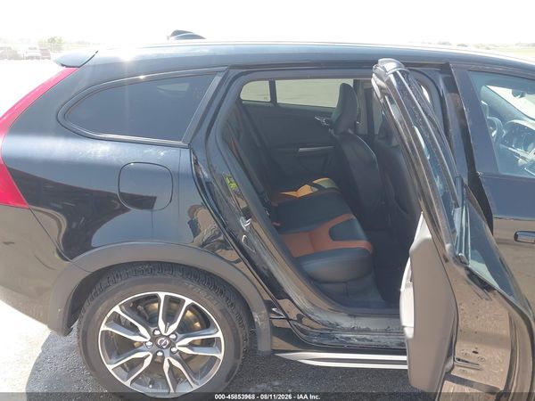 2016 VOLVO V60 CROSS COUNTRY T5