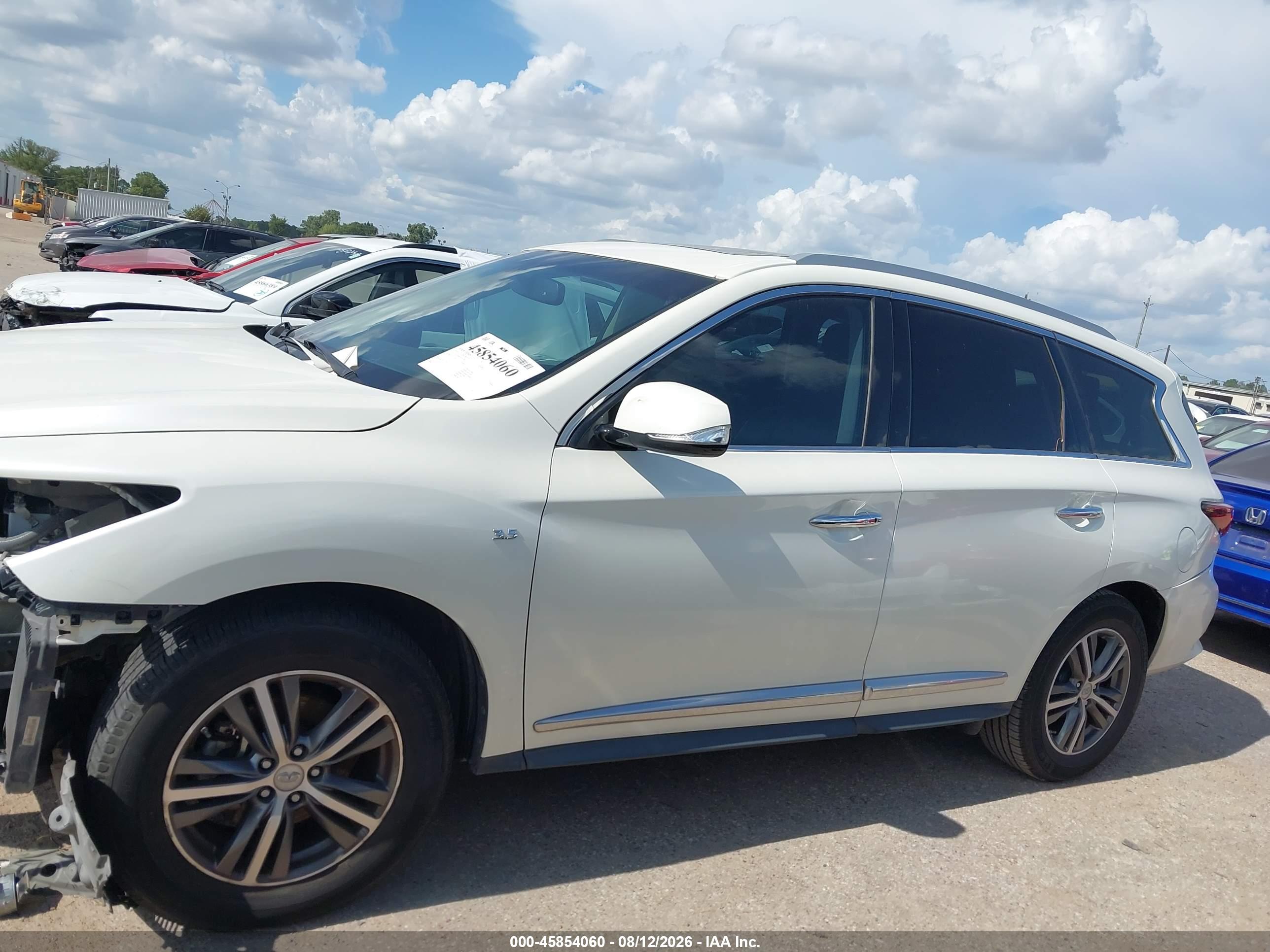 2016 INFINITI QX60