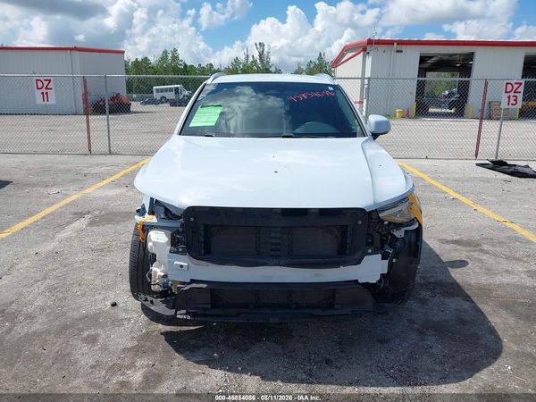 2024 VOLVO XC40 B5 CORE BRIGHT THEME