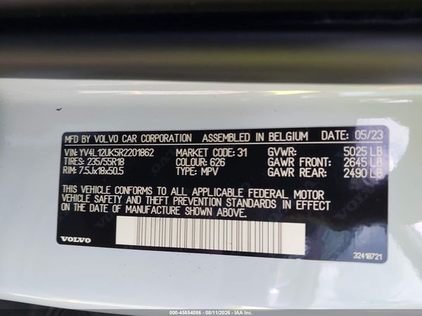 2024 VOLVO XC40 B5 CORE BRIGHT THEME