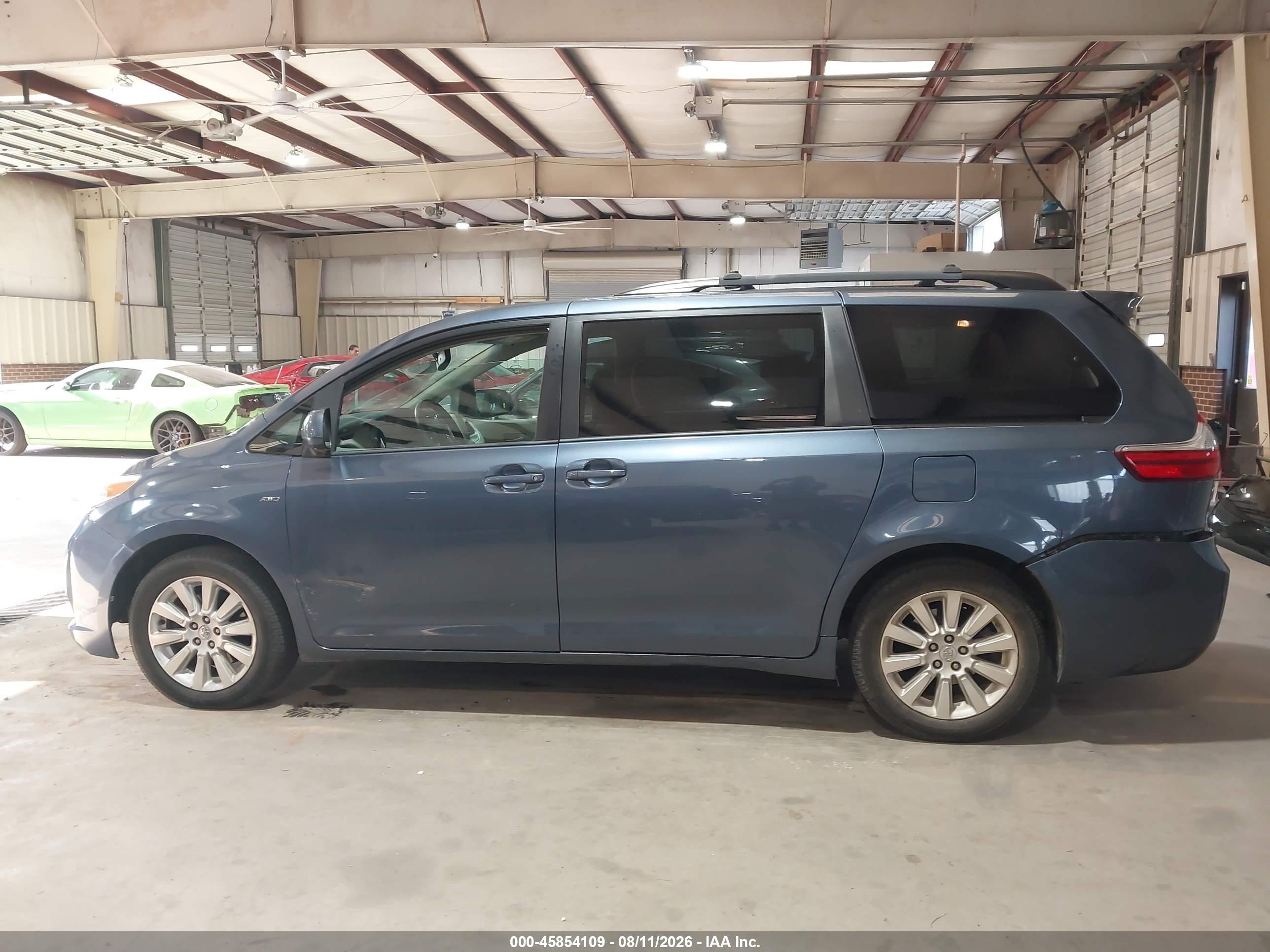 2016 TOYOTA SIENNA LE 7 PASSENGER