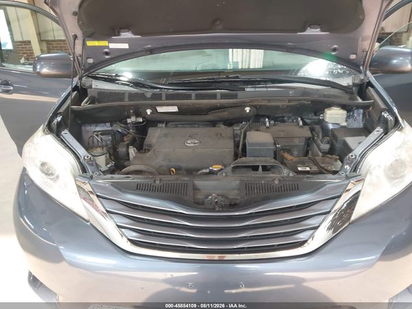 2016 TOYOTA SIENNA LE 7 PASSENGER