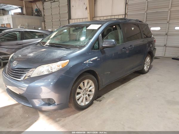 2016 TOYOTA SIENNA LE 7 PASSENGER