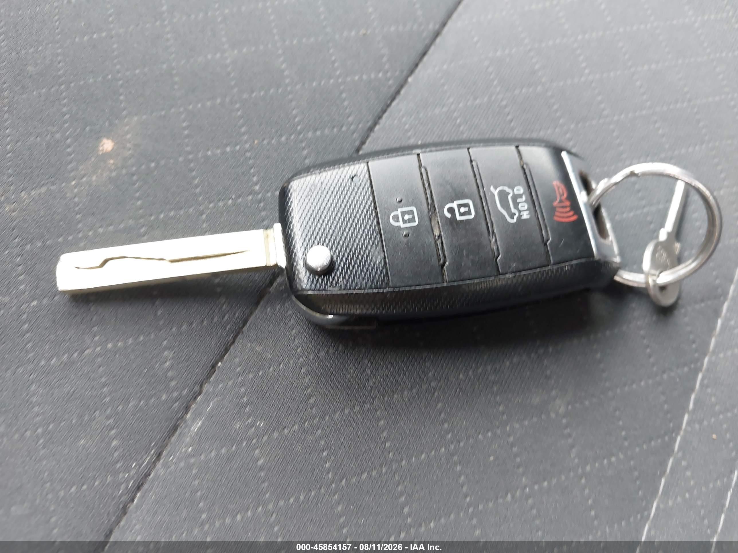 2019 KIA SORENTO 2.4L LX