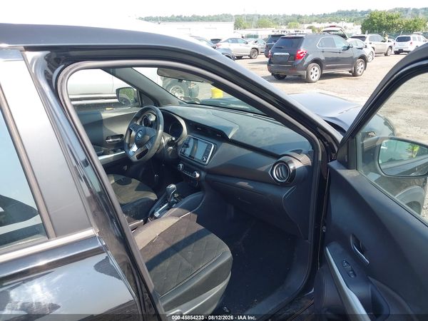 2019 NISSAN KICKS SV
